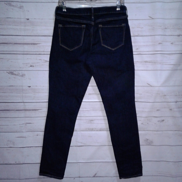 Old Navy Curvy Profile Skinny Jeans - Picture 6 of 8